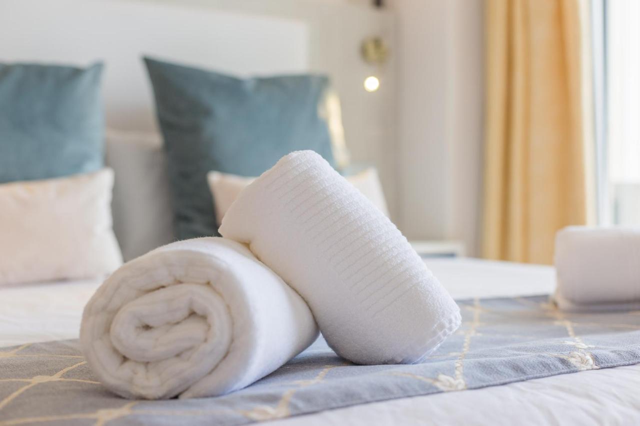 New Studio In Stella Maris With Stunning Sea Views ฟูเอนฮิโรลา ภายนอก รูปภาพ